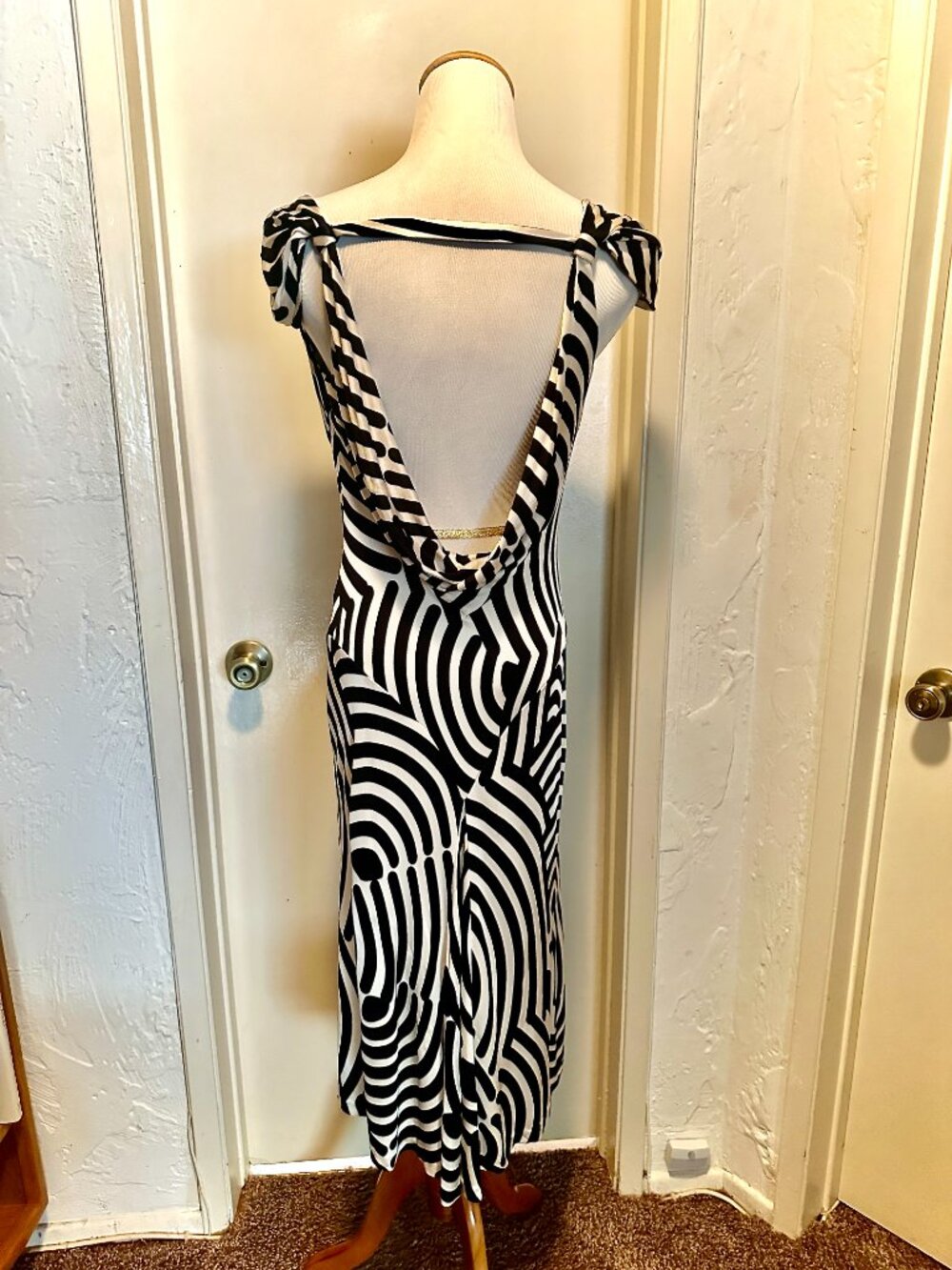DIANE von FURSTENBERG Coctail Dress Size 4 - Picture 3 of 4